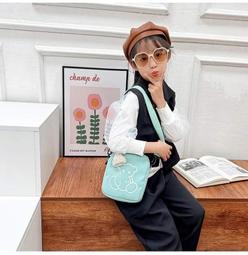 【全新現貨】日系 簡約 桌面 濕紙巾盒 濕紙巾收納 密封盒 收納盒 濕巾盒 濕巾收納 濕紙巾收納盒請參考圖 歷史價格詳細信息