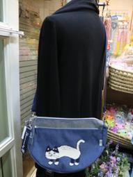 【Kusuguru Japan】日本眼鏡貓 肩背包 日本限定觀光主題系列 帆布手提肩背兩用包 -達摩&貓澤款 歷史價格詳細信息