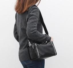 愛 BAG SHOP WHOSBAG 官網 真皮 羊皮革 DECO 鉚釘 波士頓包3350 預購單一黑色 價格比較,價格查詢,歷史價格詳細信息