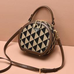 『購物趣』包包女新款春夏季潮時尚大氣容量手提包斜挎包休閒包收納包單肩包斜背包~SF05367 歷史價格詳細信息