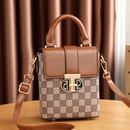 《愛網購》~SF10117~女包包可愛貓咪小圓包新款洋氣卡通單肩斜挎小包收納包休閒包外出包旅行包 歷史價格詳細信息