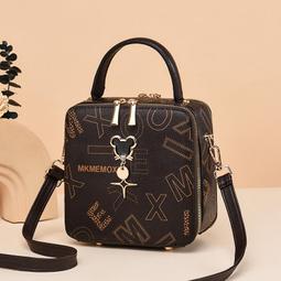 《愛網購》~SF10114~潮個性撞色手提女包百搭單肩斜跨包女時尚拼接女包收納包休閒包外出包旅行包 歷史價格詳細信息