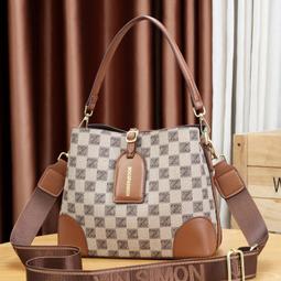 【八號館】百搭大容量包包女新款潮時尚水桶包復古單肩斜挎包托特包收納包休閒包外出包斜背包．SB07348 歷史價格詳細信息