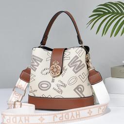 《愛網購》~SB11814~中年女包媽媽包新款百搭多隔層多口袋單肩斜挎小包買菜包老人背包收納包休閒包外出包旅行包 歷史價格詳細信息