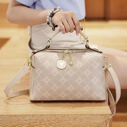 女生包包 印花枕頭包 2022新款時尚女包 手提包 斜挎包 單肩包 蝴蝶五金小包 斜背包 歷史價格詳細信息