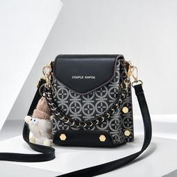 【八號館】網紅小包女新款時尚洋氣斜挎包韓版單肩感小方包旅行包外出包收納包休閒包．SD17179 歷史價格詳細信息