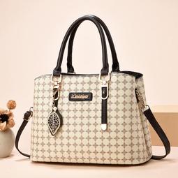 【八號館】新款超火流行小方包高級質感時尚單肩斜跨手提包外出包收納包休閒包旅行包．SF17278 歷史價格詳細信息