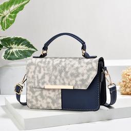 『購物趣』小方包迷你手機包尼龍單肩斜挎尼龍布包女包多隔層橫款手拎包收納包休閒包外出包旅行包~TA10890 歷史價格詳細信息