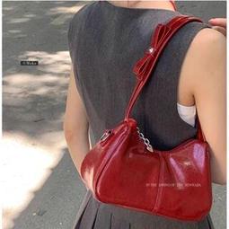 U.La家 羊皮牛角可頌半月斜背包（免運） 歷史價格詳細信息