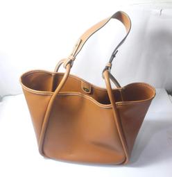 二手CHARLES＆KEITH女士包包女士水餃包/兩用斜挎包斜背包單肩側背包小CK女包/小CK拉鍊蝙蝠包（黃色） 歷史價格詳細信息