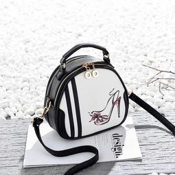 ６９９免運丶女包新款韓版潮時尚女士PU皮雙肩包學生休閒背包學院風掛小熊包包休閒包外出包收納包丶SD00801 歷史價格詳細信息