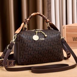 女生包包 印花枕頭包 2022新款時尚女包 手提包 斜挎包 單肩包 蝴蝶五金小包 斜背包 歷史價格詳細信息