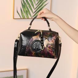 《愛網購》~SF17292~雙肩包女新款潮流時尚印花單肩斜挎包百搭兩用小背包外出包收納包休閒包旅行包 歷史價格詳細信息