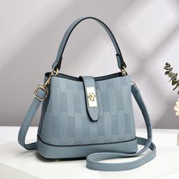《愛網購》~SF18441~女士包包新款高級感小方包大容量單肩斜挎包百搭簡約手拎包女休閒包旅行包外出包收納包 歷史價格詳細信息