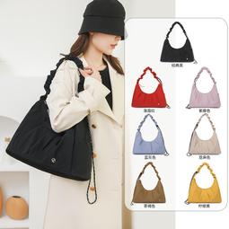 《愛網購》~TA18570~尼龍斜挎包包女新款潮新款包輕便小挎包腋下包百搭上課單肩包休閒包旅行包外出包收納包 歷史價格詳細信息