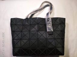 三角幾何菱格後背包包 女不規則花紋摺疊變形夜光幻彩單肩手提 炫彩夜光菱格後背包 男女休閒後背包 旅行背包--麥包包 歷史價格詳細信息