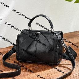 大容量包包秋冬新款網紅復古公文包女小眾設計單肩斜挎大包-潮流前線 歷史價格詳細信息