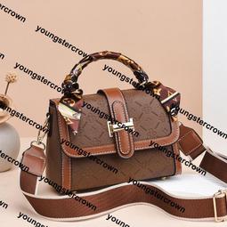 超低價方孔洞洞板 金屬木紋色上墻洞洞板 五金工具展示貨架 廚房工具掛板鉤買它 買它 歷史價格詳細信息