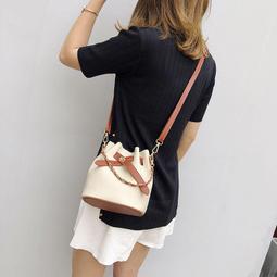 2024新款高級感韓版珍珠鑲鑽抓夾輕奢閃鑽鯊魚夾後腦勺盤髮夾發卡 歷史價格詳細信息