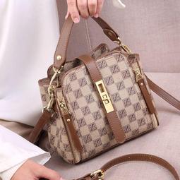 女包2024新款中年媽媽包單肩斜挎包氣質百搭質感軟皮大容量手提包 歷史價格詳細信息