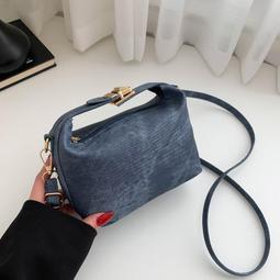 熱賣釹包時尚新款2024簡約單肩包純色潮流百搭小方包個XING高級感斜挎包 歷史價格詳細信息