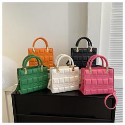 新款韓版時尚簡小後背包 簡約逛街休閑防水尼龍書包 女雙肩包 背包學生書包 潮流品質雙肩 歷史價格詳細信息