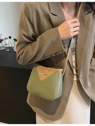 2024新款時尚秋季百搭寬頻單肩斜背包 水桶包大容量包包女 L5QB-李李 韓國女裝 歷史價格詳細信息