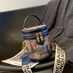 包包女新款水桶包圓筒包時尚休閒百搭單肩斜挎包枕頭包 歷史價格詳細信息