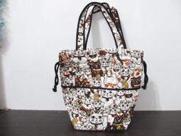 日式招財貓雙珠扣零錢包(二色單賣) 歷史價格詳細信息