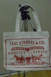 1873蘇聯火箭牌稀少見戈爾巴喬夫時期宣傳改革紀念版手動機械手表，幾乎就是庫存全新，拍機芯撬蓋不小心后蓋輕微劃痕，啥也不 歷史價格詳細信息