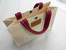 素面帆布提袋 適合手繪、彩繪、畫禪繞，畫出獨一無二的專屬提袋！學院風設計：直式提把+側邊橫式拉鍊拿取 尺寸友善 歷史價格詳細信息