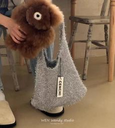 韓國閃閃金感炫彩方仿鑽時尚鏤空方塊抓夾鯊魚夾盤髮髮飾 歷史價格詳細信息