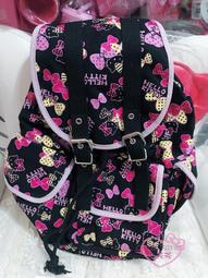 ♥小花花日本精品♥Hello Kitty 多夾層 耐髒防潑水 可折收納式側肩包 斜背包 外出包 附收納包42228806 歷史價格詳細信息