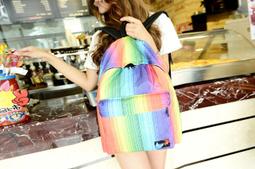 ✪ ＲｉｎｇＨｏｕｓｅＳｈｏｐ ✪ 時尚視覺流行包系列　甜美　彩虹色　雙肩　後背包 歷史價格詳細信息