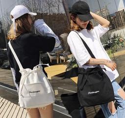 單賣《極限凸城 裝甲戰姬》臉紅心跳浴室海報 一張 歷史價格詳細信息