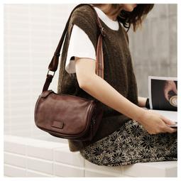 『皮皮創』原創設計手作真皮枕頭包。簡約率性自然摔紋牛皮斜背包復古文藝小眾單肩包反絨麂皮包包雙隔層雙拉鏈大容量真皮休閒包 歷史價格詳細信息