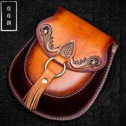 『皮皮創』原創設計手作真皮雕刻貓咪小圓包。純手工雕刻雙拉鏈迷你小包頭層植鞣牛皮定型挺括雕刻唐草可愛小貓真皮雕刻手機包 歷史價格詳細信息