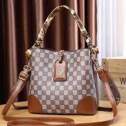 《愛網購》~SF10117~女包包可愛貓咪小圓包新款洋氣卡通單肩斜挎小包收納包休閒包外出包旅行包 歷史價格詳細信息