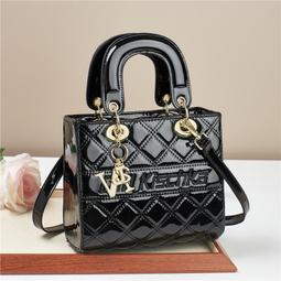 『購物趣』婚包紅包小眾包包女新款伴娘包手提紅色質感結婚新娘包收納包休閒包外出包斜背包~SB07378 歷史價格詳細信息