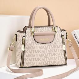 ６９９免運丷今年流行包包女新款潮徽章復古印花斜挎包時尚質感小圓包收納包休閒包外出包旅行包丷SB10095 歷史價格詳細信息