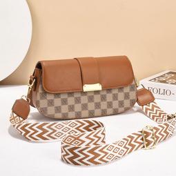 ６９９免運丶新款超火流行小方包時尚印花百搭單肩斜跨包包女外出包收納包休閒包旅行包丶SF17276 價格比較,價格查詢,歷史價格詳細信息