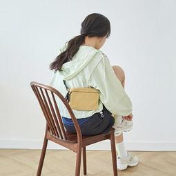 ◎。Bafa。◎ 韓國livework~毛絨絨小白狗 柔軟 耳機收納包 零錢包 小物包 鑰匙包 信用卡悠遊卡包 歷史價格詳細信息