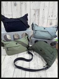 Joy'ce Amour ❤防潑水尼龍多拉鍊格層斜背包 ❤ 歷史價格詳細信息