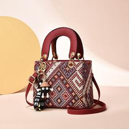 『購物趣』新款時尚高級感女士包包斜挎包大容量手提女包旅行包外出包收納包休閒包~SD17131 歷史價格詳細信息