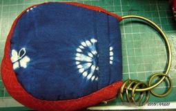 手作機縫  藍色扶桑花斜背包 小書包 上街包 零錢包 手機包 相機包 方便包 歷史價格詳細信息