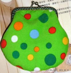 手作機縫 綠染棉麻布 手提包 化妝包 束口袋 圓筒包 手提袋 相機包 手機包 上街包 便當包 大小朋友的包 歷史價格詳細信息