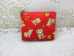 ~琴姐ㄉ店~C218M1625~外星貓拼布拉鍊三夾層零錢包。萬用包。三層零錢包。卡片包。隨身包~ 歷史價格詳細信息