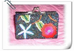 草莓雜貨舖...奧地利粉紅水晶串珠製作的心型手機吊飾 歷史價格詳細信息