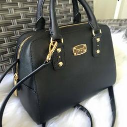 MICHAEL KORS 黑色品牌大LOGO字樣長型圍巾 歷史價格詳細信息