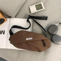 歐美胸包 男款復古頭層牛皮 運動斜背包 大容量 肩前男包 側背包 旅行學生腰包 日系韓版原宿胸背包--麥包包 歷史價格詳細信息